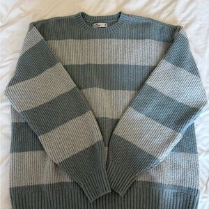 Hollister Women’s Sweater in Blue Stripes